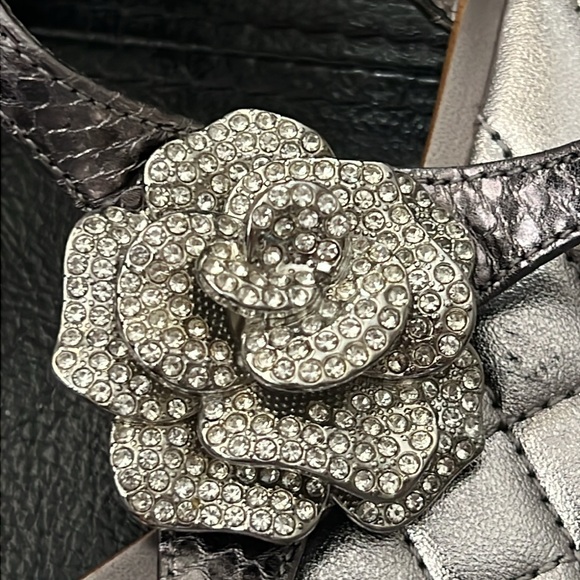 MICHAEL Michael Kors Lucia Crystal Embellished Leather Thong Sandals - Picture 5 of 11